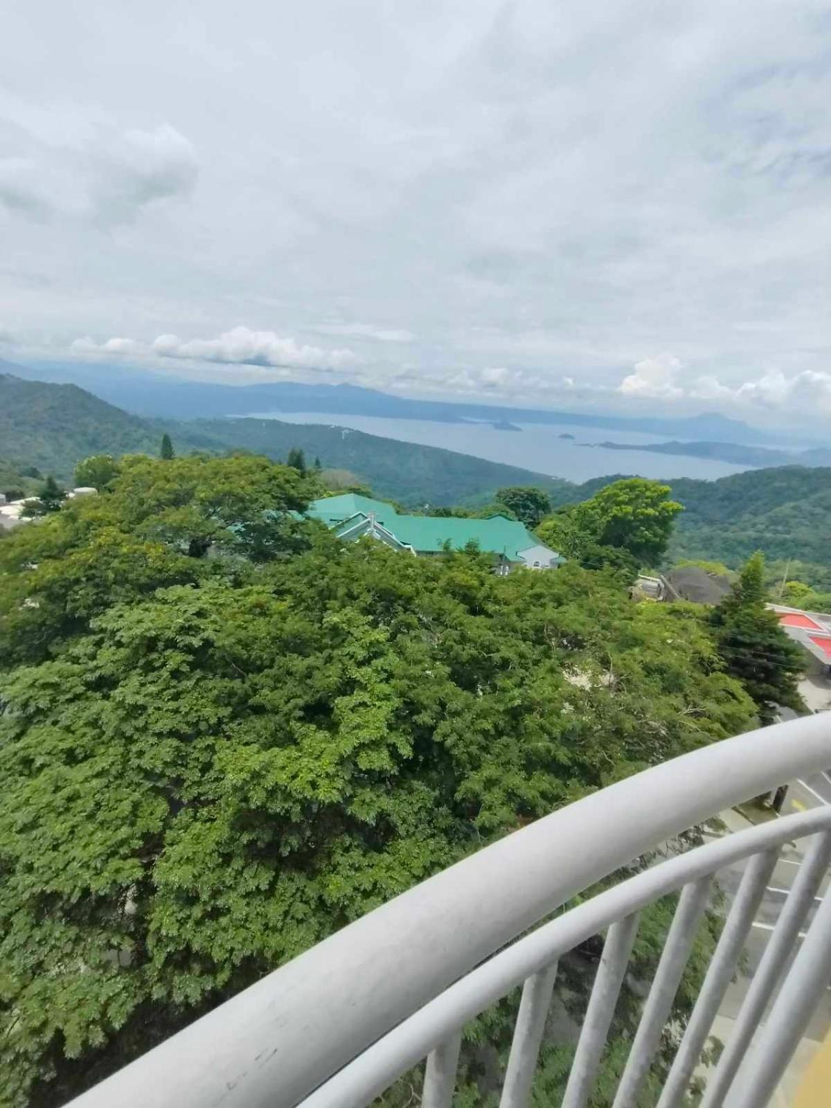 Cityland Tagaytay Taal Lake View City View Free Pool Parking Studios With Balcony Are City View Tagaytay City Exteriér fotografie