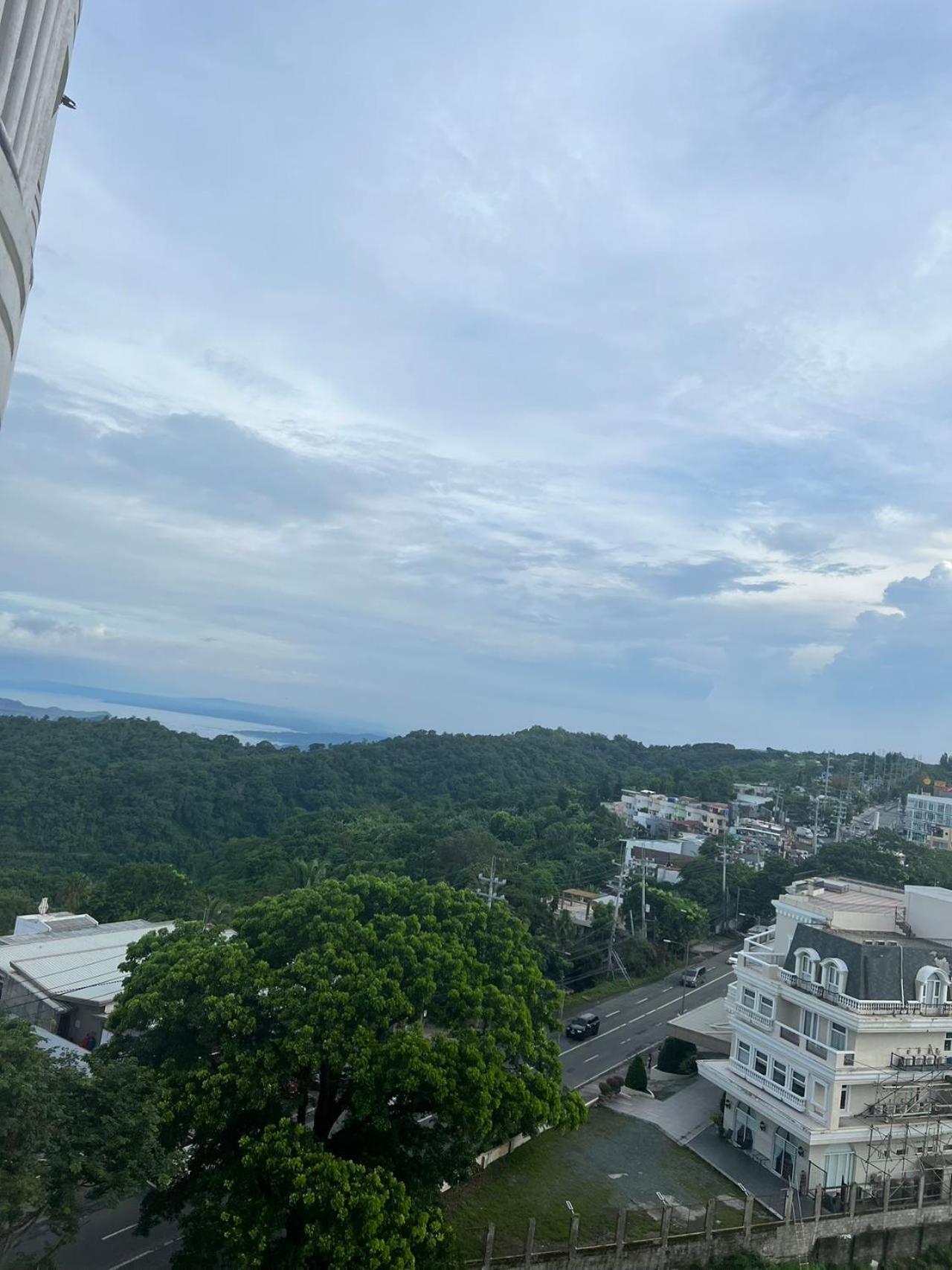Cityland Tagaytay Taal Lake View City View Free Pool Parking Studios With Balcony Are City View Tagaytay City Exteriér fotografie